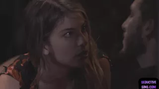 Amateur deepthroating greedy babe rides BFs cock in car