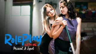 Großer Arsch, Boss, Lesbensex, Hausmädchen, Upskirt, Nass