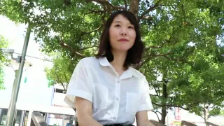 傷心中の若奥様がav出演。ハメ撮りセックスでアクメする