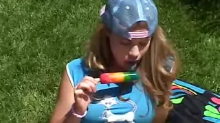 Teen rubbing her clit outdoors