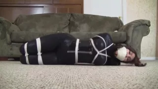 Sahrye Tight & Shiny