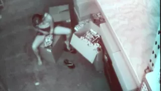 Real teen solo rubbing her pussy