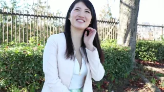 It ’s a wife who exudes elegance.