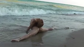 Flexible Strand Workout - Watch4Fetish