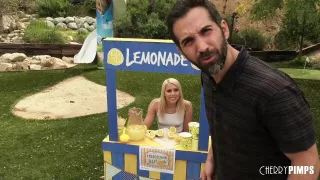 Petite Blonde Teen Gives Out A Blowjob and Hardcore Fuck With Her Lemonade