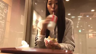 スレンダーな家出ギャルのモデル体型に大興奮の悶絶sex