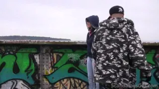 Teen cum slut girlfriend sucks