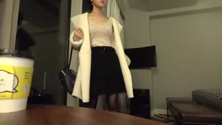 極エロプロポーションを誇るショートヘア素人美女がチンポに馬乗り激しく腰振り