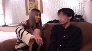 伝説の黒ギャルが童貞狩り！草食チンポを捕食モードで筆おろし