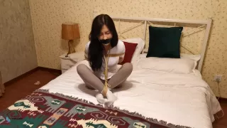 Chinese Bondage - Victim Of Home Robbery