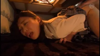 こたつの中で無防備な下半身にこっそりイタズラを！②　***