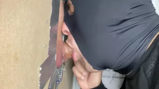 Diqsuqr - Neugieriger Jock hat sich am Gloryhole vergriffen!