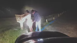 A Dama De Branco Da Encruzilhada Levou Uma Madeirada Que Ate Caiu ! 8 Min