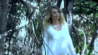 Blade Eden And Scarlet Red In The Wild - Sex Movies Featuring Audrey Hollander