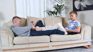 A Messy Foot Wanking Cum Shot! - Chris Jensen & Ashton Bradley