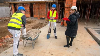 Mature Construction worker threesome