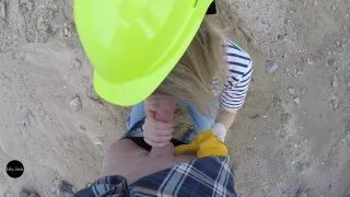 Lily Se Donne A Un Ouvrier Sur Un Chantier De Construction - Lily Jack Amateur