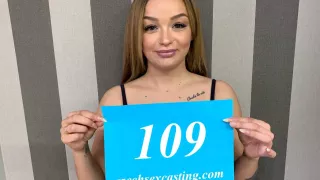 Daphne Klyde & Mad Bundy in Daphne Klyde Makes Guy Very Hard In Casting - Porncz