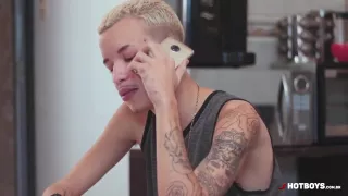 Der beste Film für Erwachsene Homosexuelles Tattoo Exklusiv versklavt deinen Geist