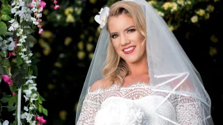 Candice Dare in Lesbehonest: Part 2 - LookAtHerNow