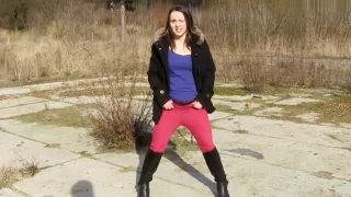 Find your beer - sarah3 fullhd Lovewetting