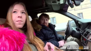 Paris Devine liebt es, wenn ihre Muschi geleckt wird