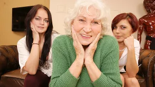 Three Old And Young Lesbians Have Great Sex - MatureNL
