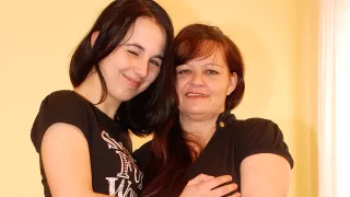 Horny Babe Doing Her Way Older Girlfriend - MatureNL