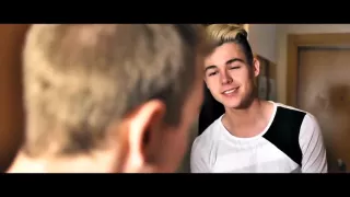 MenoBoy - Theo is very busy