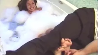 Viviana - Bathtub Tickle