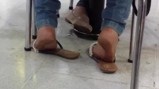 candid wrinkle shoeplay