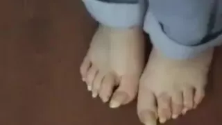 Long Toenails 2