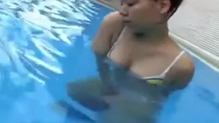 Teen Girls Swimming Pool Orgasm