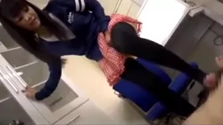 Japanese girl gives legjob and footjob