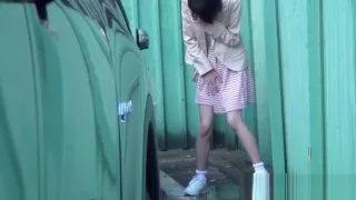 Kinky babe wets herself