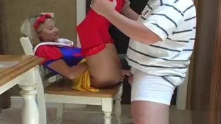 Ejaculation porn video featuring Snow White and Hot Wife Rio