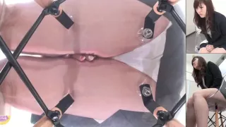 Japanese pee during desperate interview