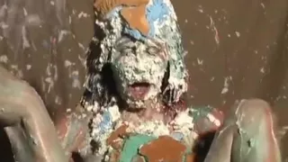 Horny MILF messy masturbation