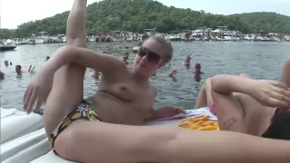 Real Coeds Flashing At Boat Party - DreamGirls