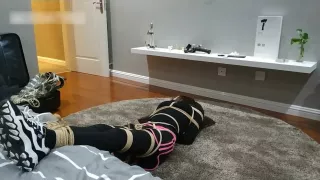 asian bondage 之波鞋妹