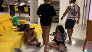 Jogando Verdade ou concequÊ ncia