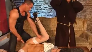 Der Perverse Kardinal Scene 5. Melissa Black, Petty Pol, Gabriel Pontello, Jeremy P. Nova, Markus Waxenegger