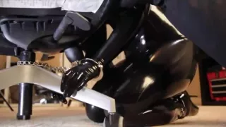 latex breathplay gummi rubber cumshot