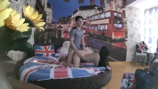 酒店偷拍帅小伙和丰满女友开房啪啪 妹子很主动骑上去自己动 操完一炮还不过瘾