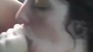 Teens fucking in car