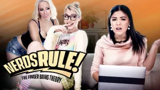 Chloe Cherry,Kendra Spade,Aspen Romanoff in Nerds Rule!: The Finger Bang Theory - GirlsWay