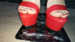 Lady L crush Tab with sexy red high heels.