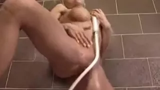 milf masturbateing in shower