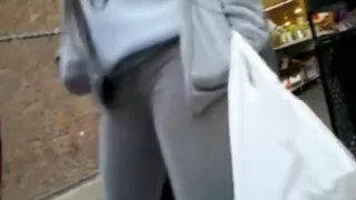 BootyCruise: Chinatown Bus Stop 9: Tinkle-Dancing