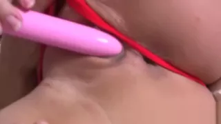 Sarah Vickers has wet pussy pleasured with big cock